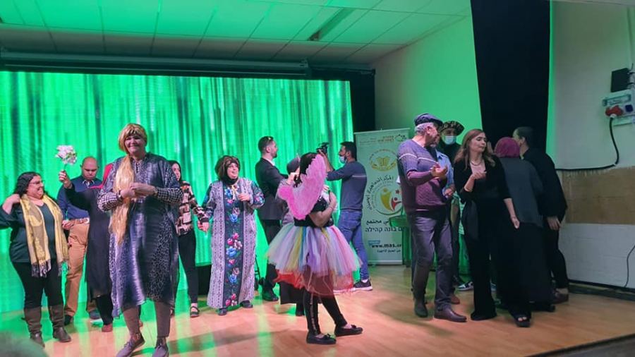 ذوي القلوب البيضاء ( مجموعة الامل) في الجماهيري أبو سنان يبدعون ويتألقون في مسرحية لحن الحياة 